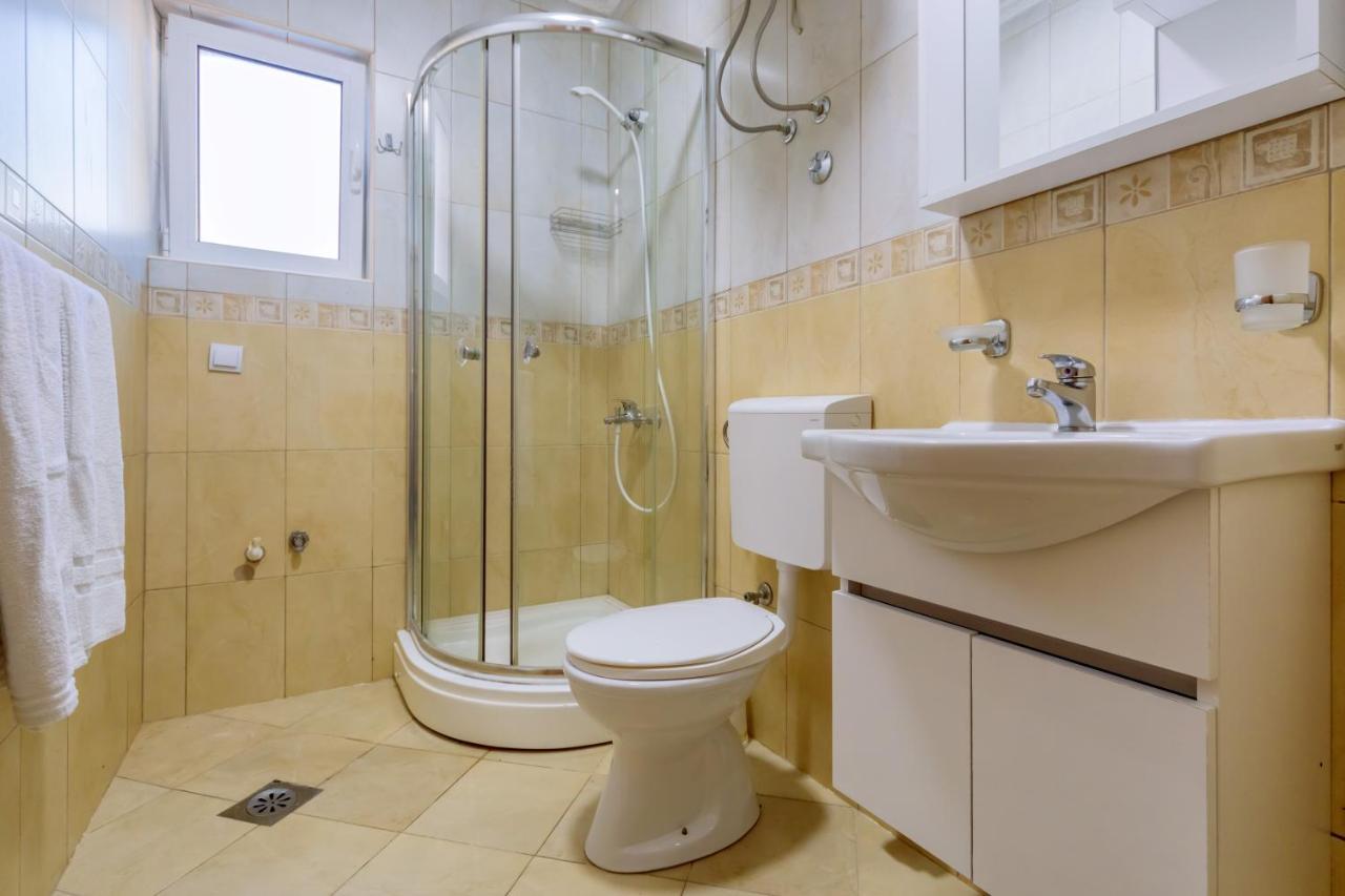 Ani Apartmani Dobra Voda Exterior foto