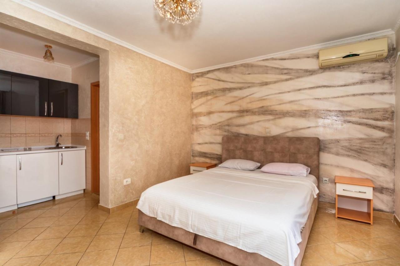 Ani Apartmani Dobra Voda Exterior foto