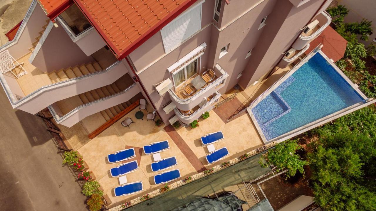 Ani Apartmani Dobra Voda Exterior foto